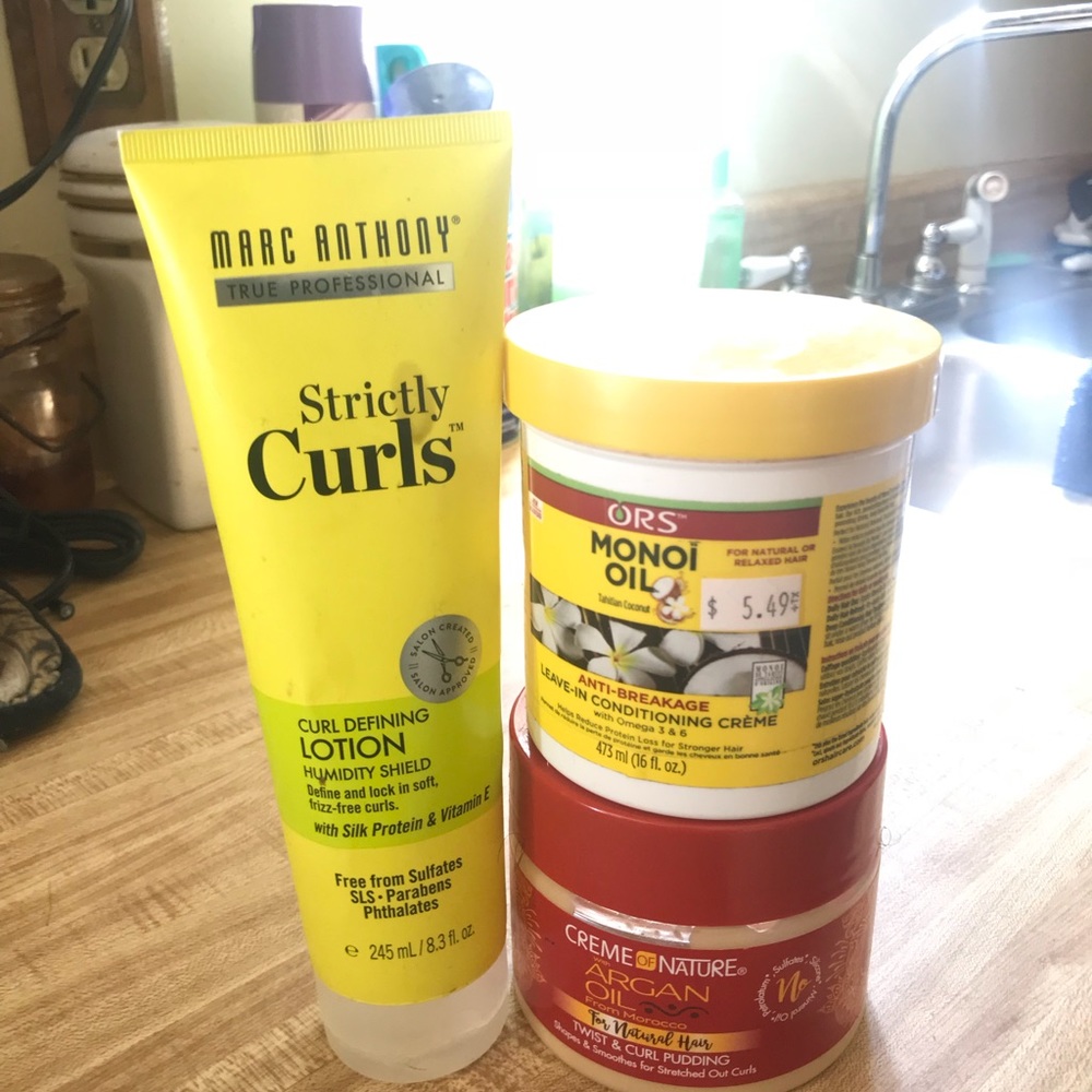 CURLY HAIR PRODUCTS